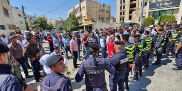 “العمل الإسلامي” يطالب الحكومة بالاستجابة لمطالب المعلمين والكف عن سياسة “التأزيم”