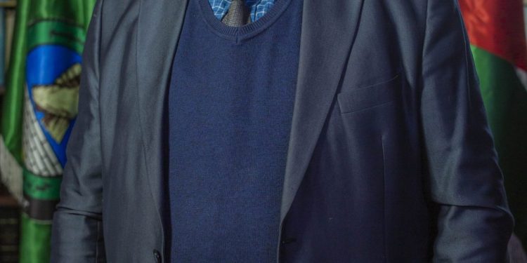 الأستاذ درويش أبو السكر – مساعد رئيس مجلس الشورى