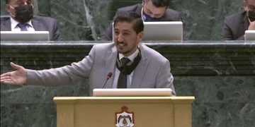 النائب القطاونة : نعيش في اجواء الاحكام العرفية، و الحكومة وجدت في قانون الدفاع ضالتها