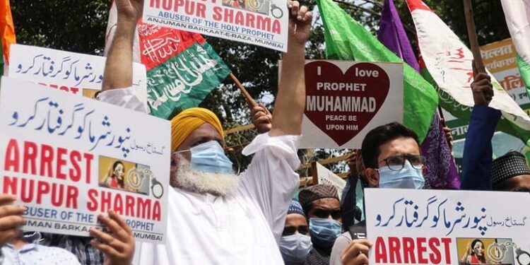 علماء الشريعة في ” العمل الإسلامي” يستنكرون التصريحات الهندية المسيئة للرسول ويطالبون برد شعبي ورسمي