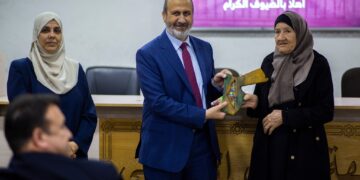 القطاع النسائي في “العمل الإسلامي” يكرم ذوي الأسرى الأردنيين في سجون الاحتلال ( صور)