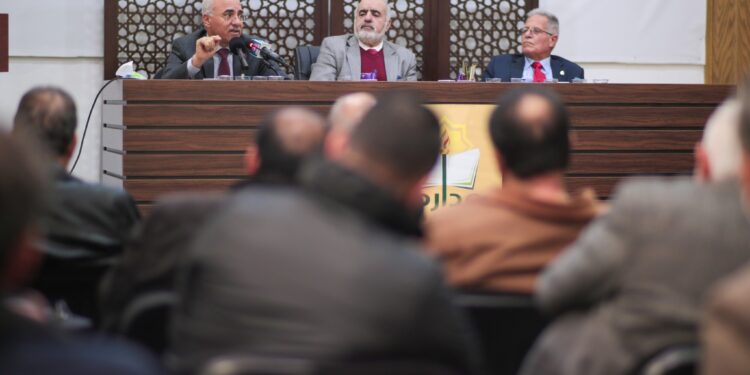 منتدون يحذرون من مخاطر دمج وزارتي التعليم والتعليم العالي والتخبط في ملف التوجيهي