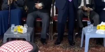 (فيديو) من كلمة رئيس كتلة العمل الاسلامي النيابية النائب صالح العرموطي خلال زيارة وفد من الكتله إلى بيت عرس الش~هيد عبد المطلب القيسي منفذ عملية معبر الkرامة