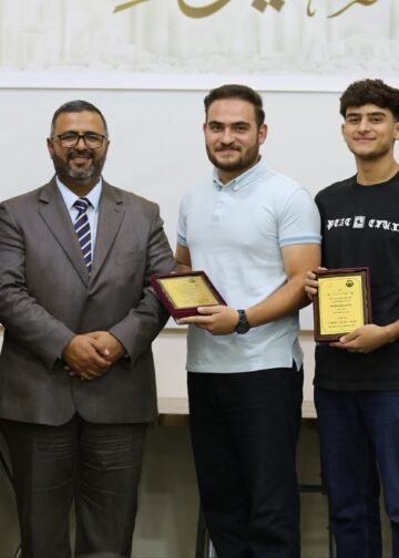 حزب الأمة يكرّم طلبة الثانوية وخريجي الجامعات من أبناء منتسبيه